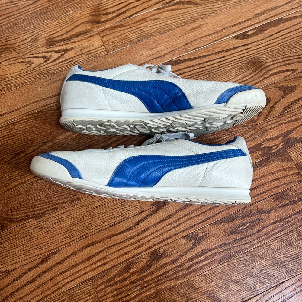Puma Men's Classic White and Blue Sneakers